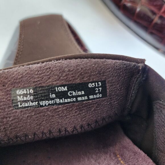 Clarks Loafers Womens 10 Slip On Shoes Brown Leather Croc Pattern Noreen Will - Picture 9 of 13